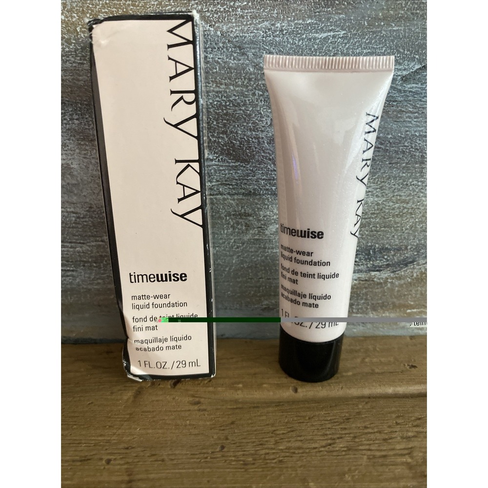 Mary Kay TimeWise Matte-Wear Liquid Foundation Ivory 7 1 fl oz MPN 038756